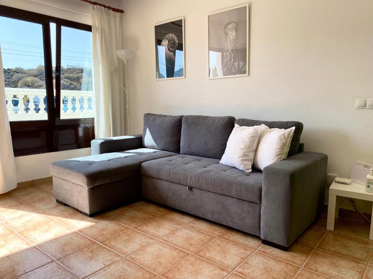 Apartamento Kira Apartment Punta Mujeres Exterior photo